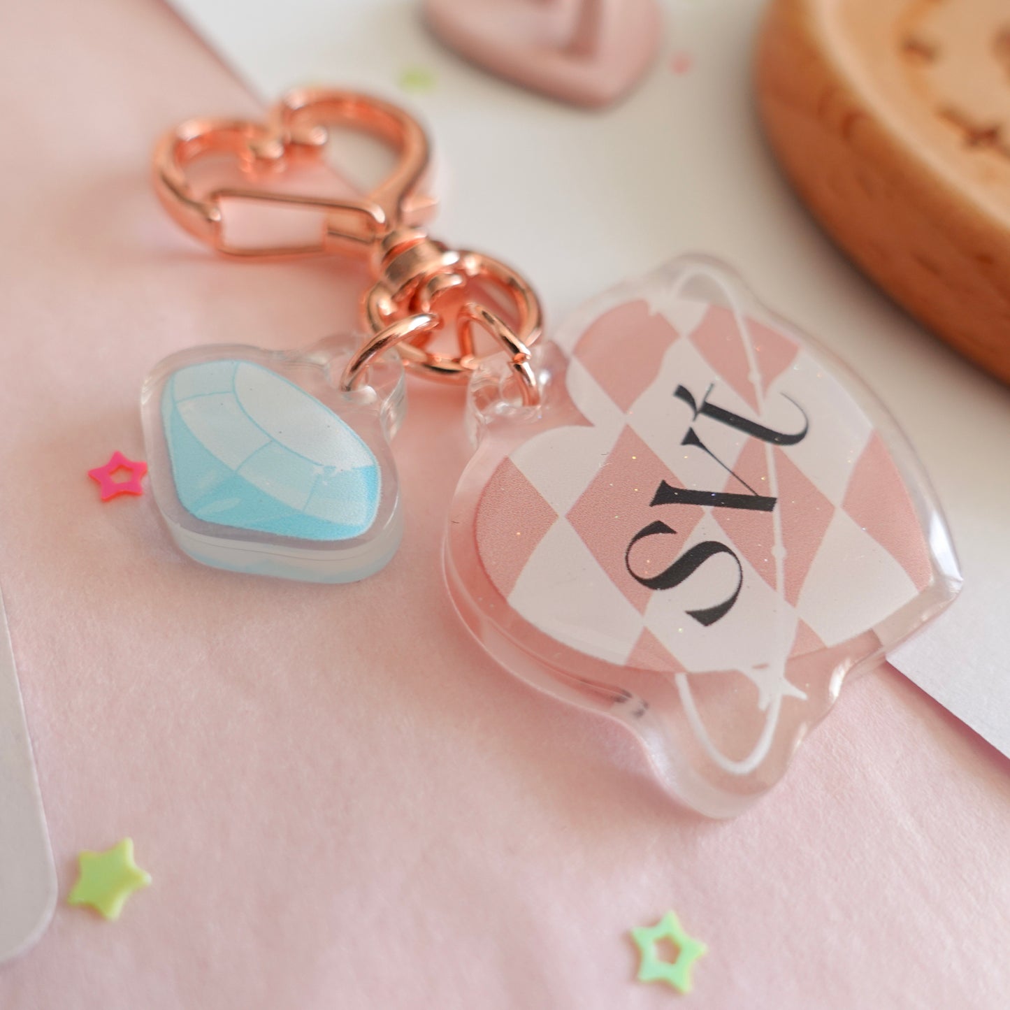 Seventeen x Carat Glitter Keychain