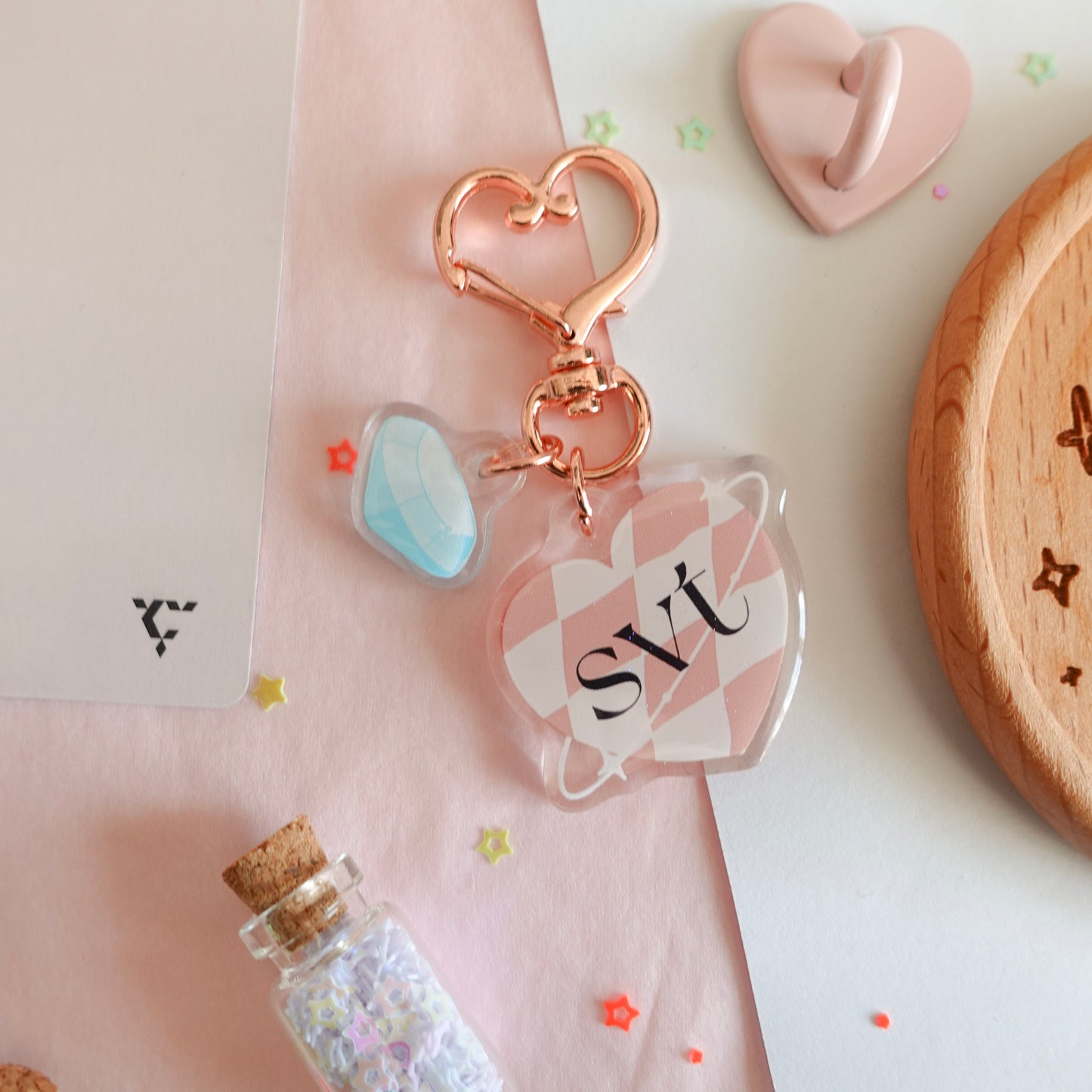 Seventeen x Carat Glitter Keychain