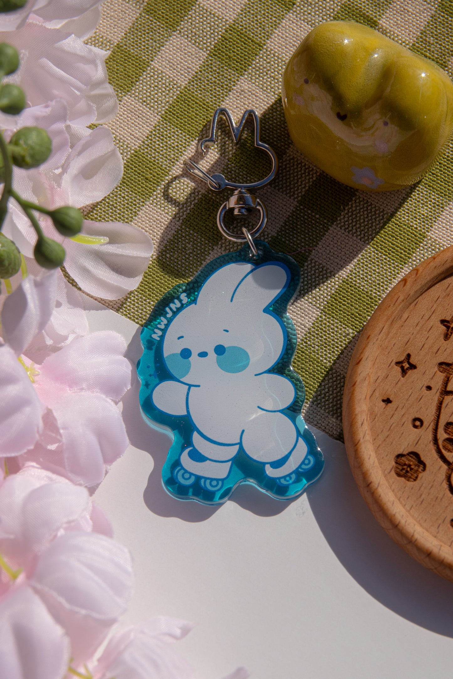 New Jeans Bunny Glitter Keychain