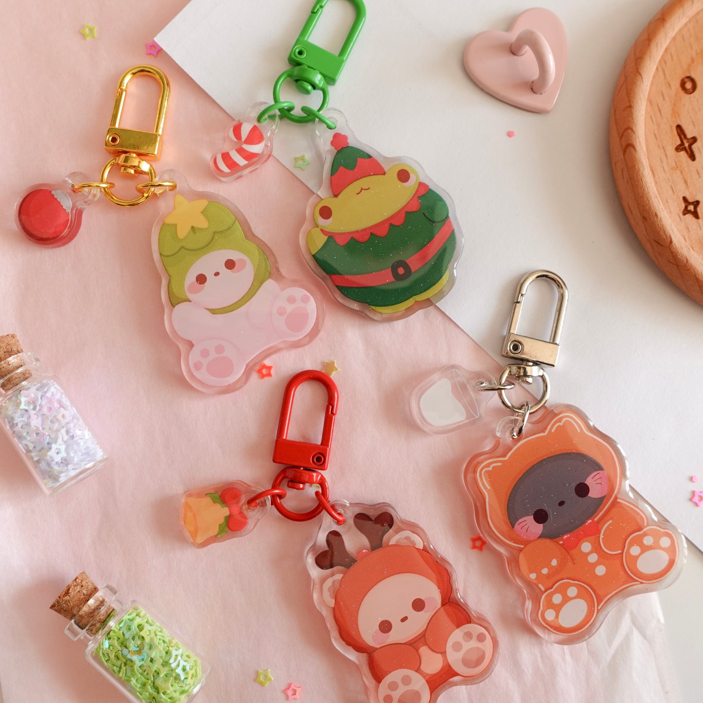 Gingerbread Cookie Cat | Glitter Keychain