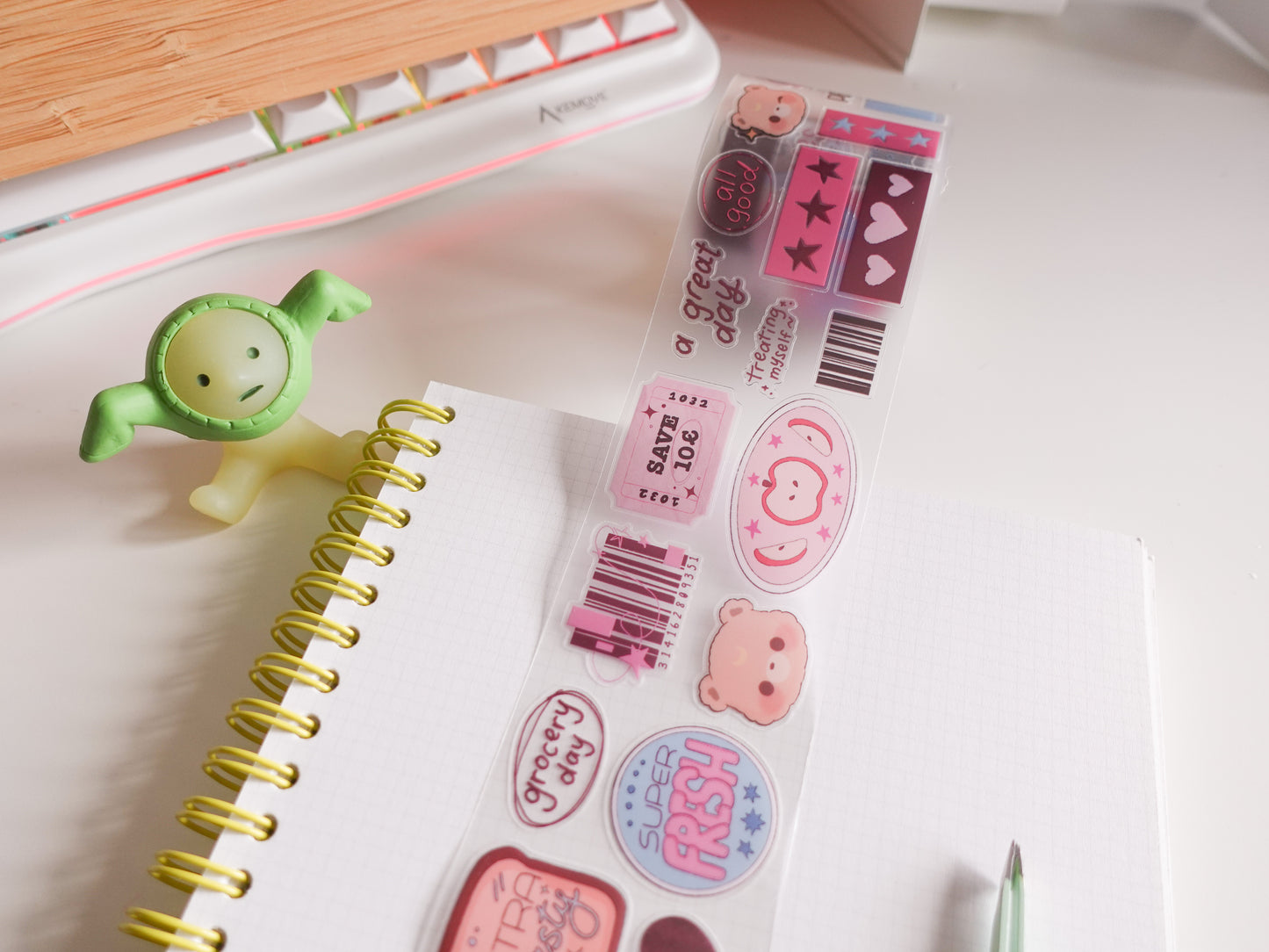 Retro Market Sticker Roll (Medium)