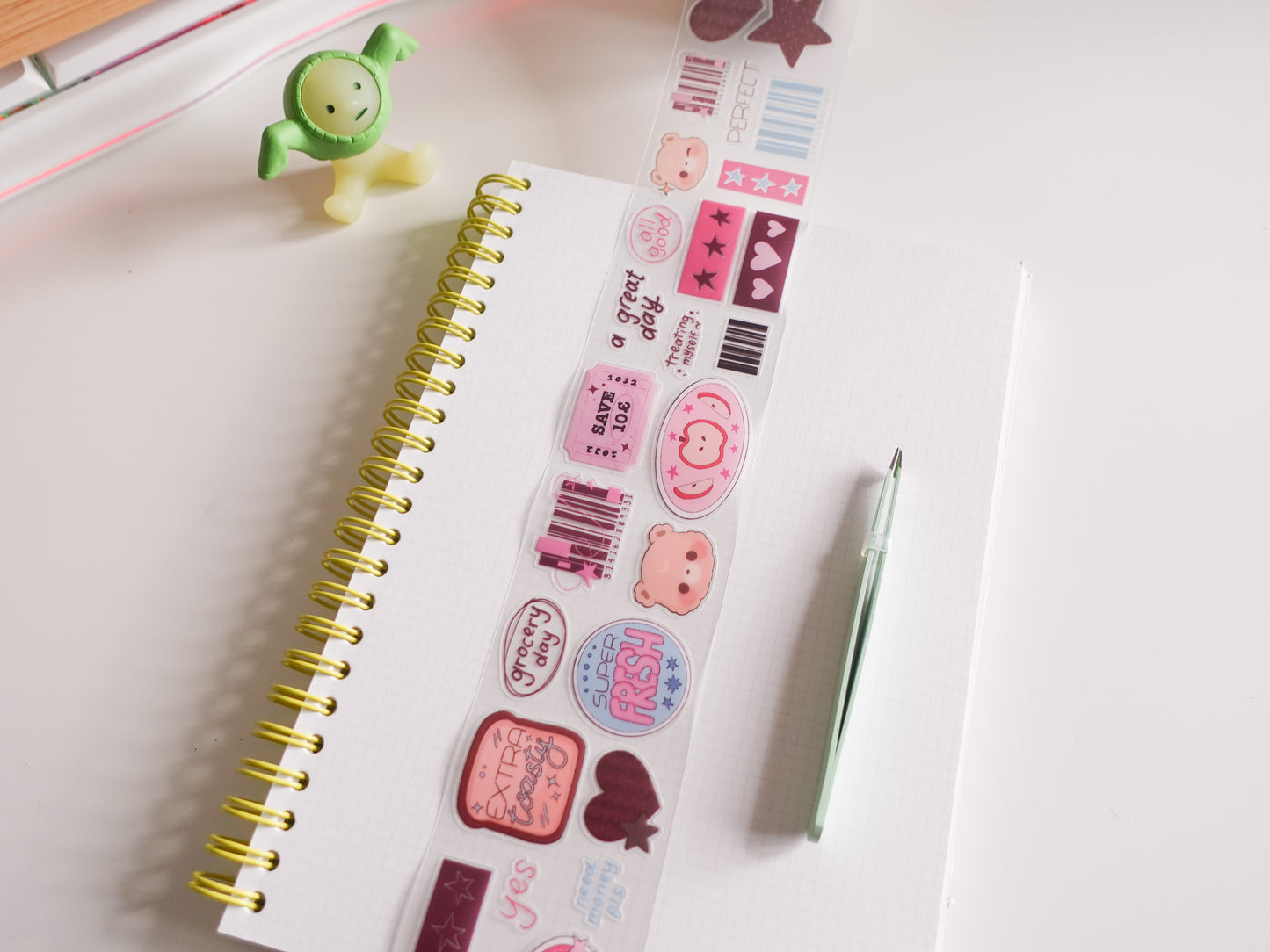 Retro Market Sticker Roll (Medium)